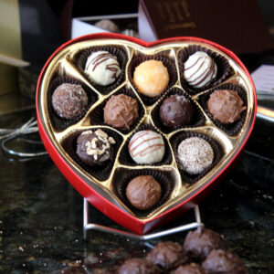 Small Truffle Heart Box
